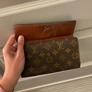 Used Louis Vuitton Wallet